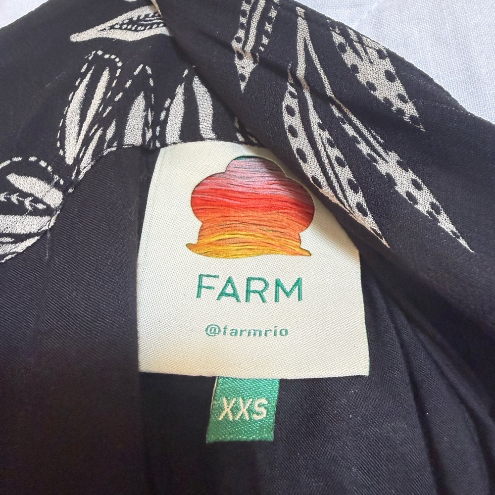 FARM Rio Black & White Floral Tiered Maxi Skirt - Picture 2 of 11